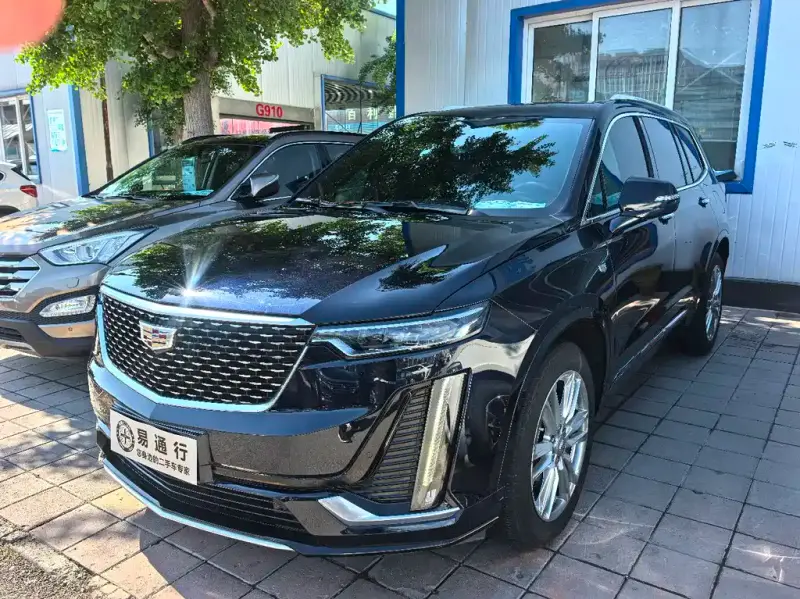 Cadillac XT6