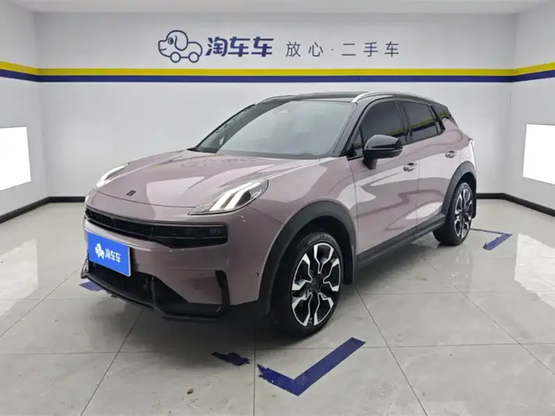 Lynk & Co 06