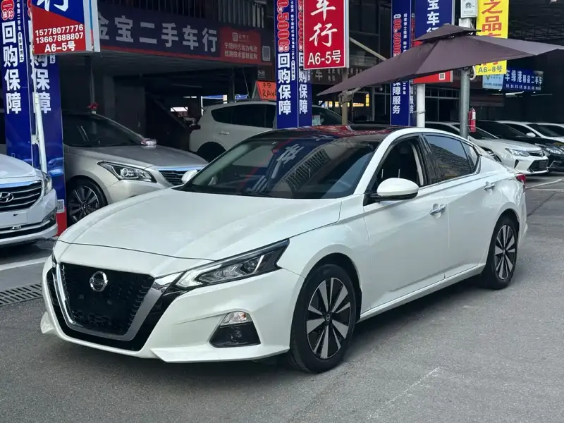 Nissan Teana