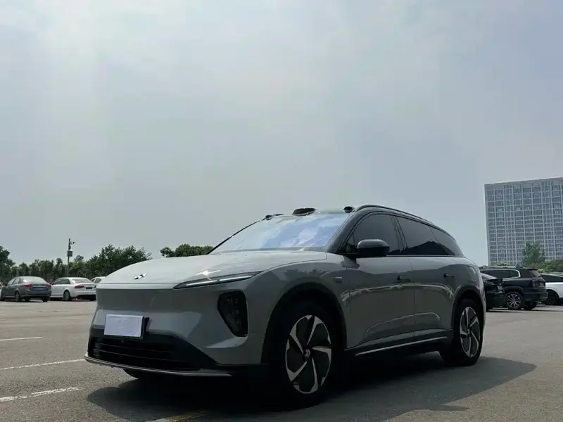 NIO ES6