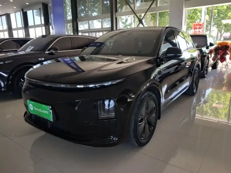 Li Auto L6