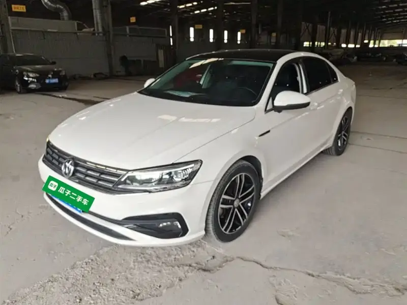 Volkswagen Lamando