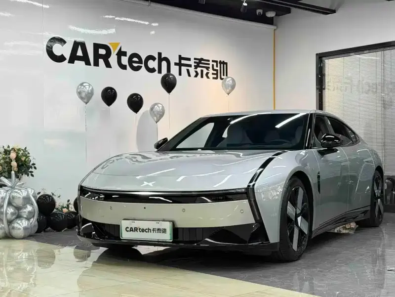 XPeng P7