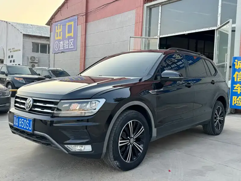 Volkswagen Tiguan L