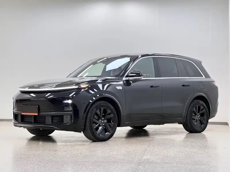 Li Auto L8