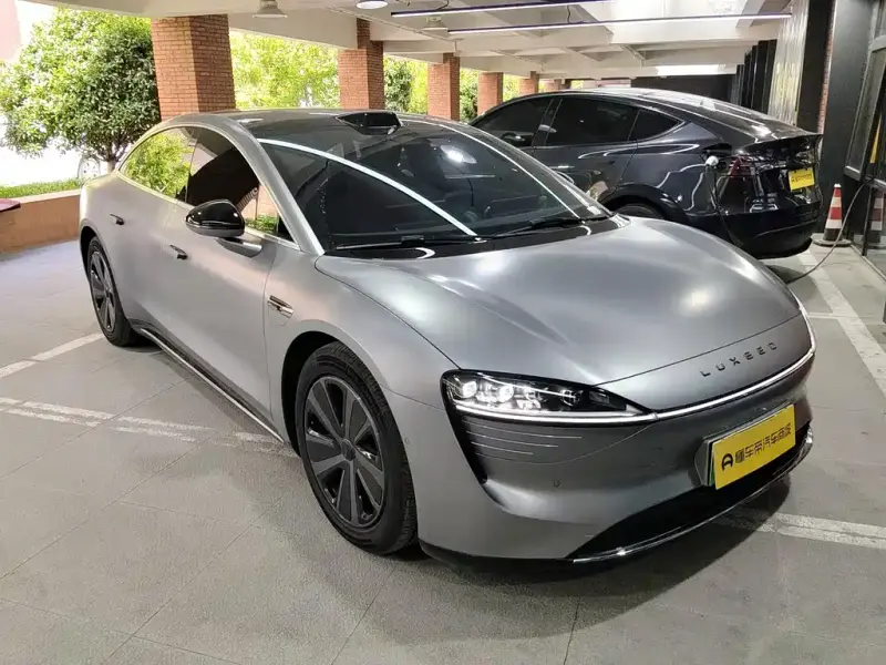 Luxeed Zhijie S7