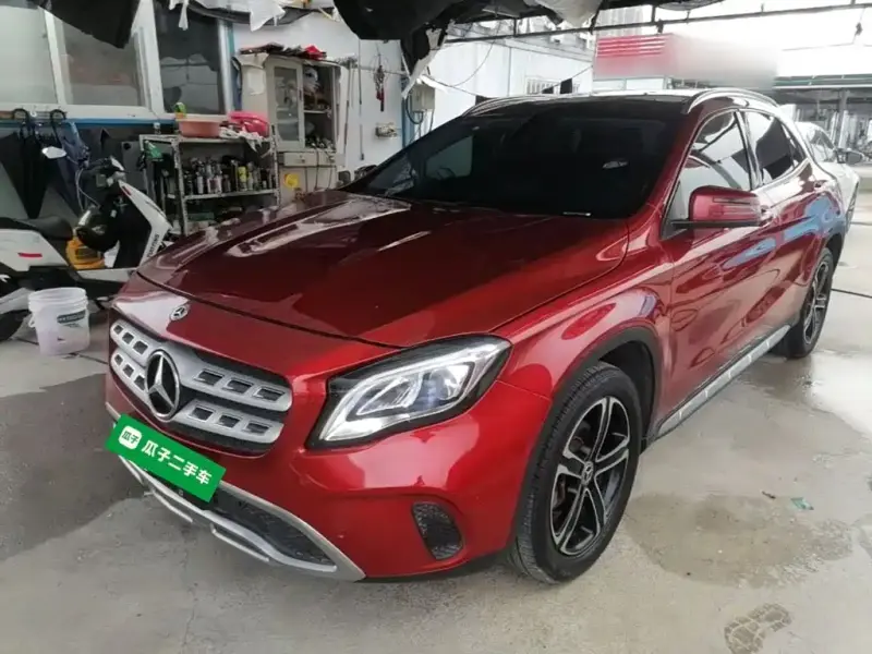 Mercedes-Benz GLA