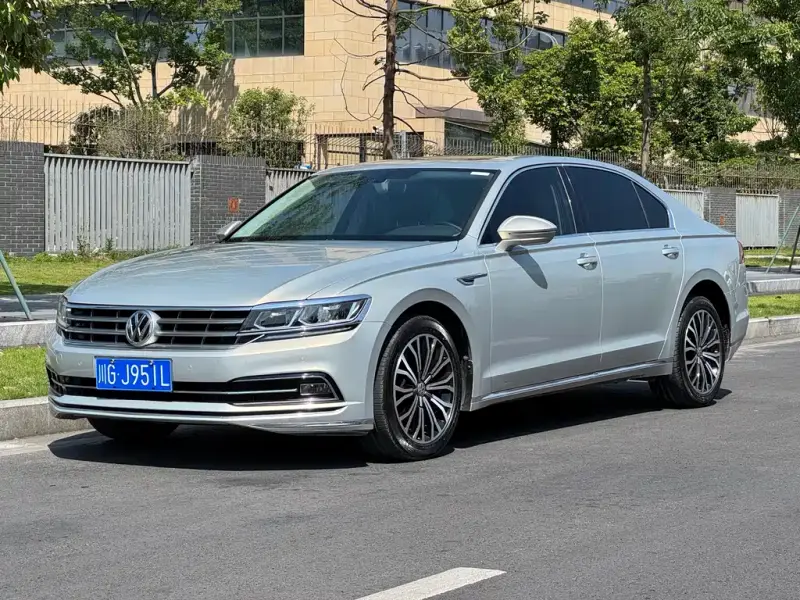Volkswagen Phideon