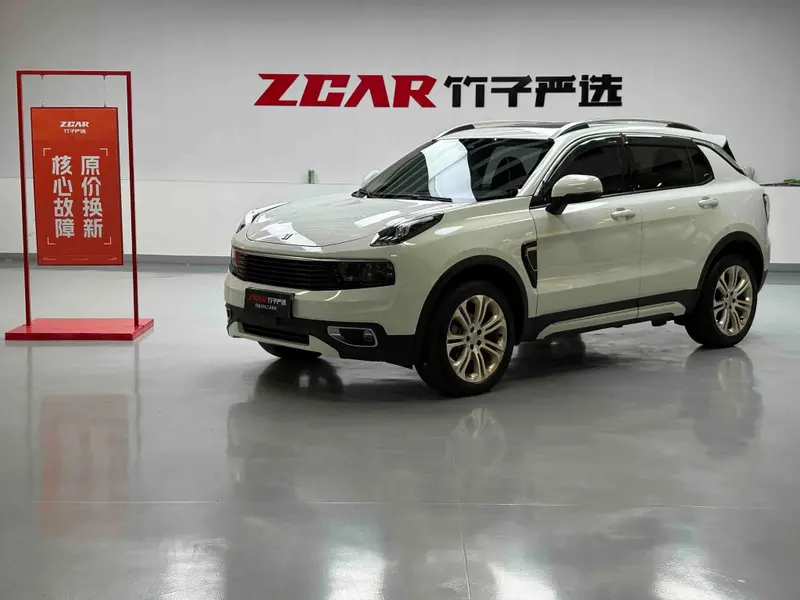 Lynk & Co 01