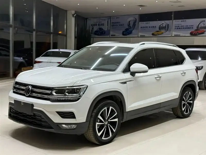 Volkswagen Tharu