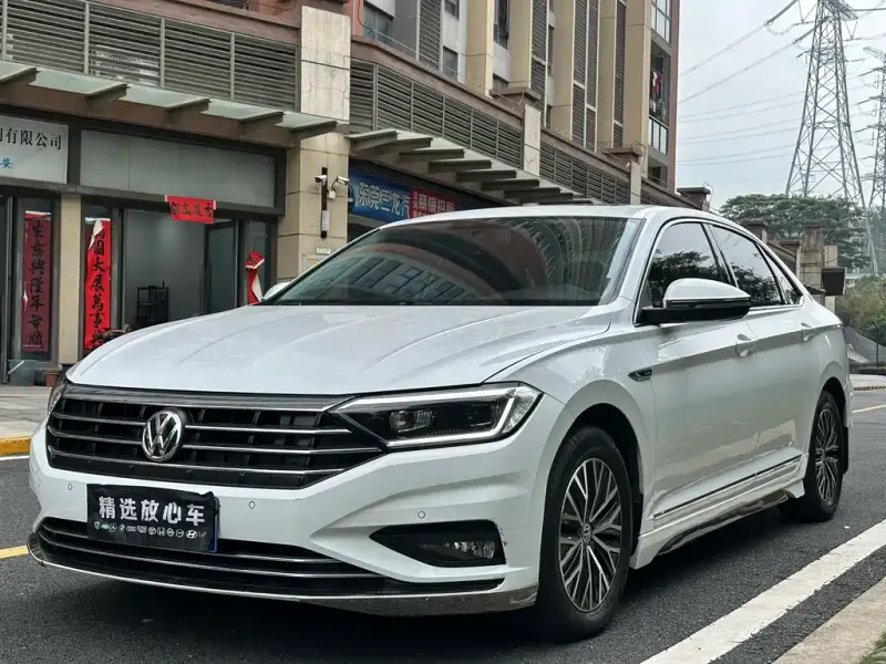 Volkswagen Sagitar