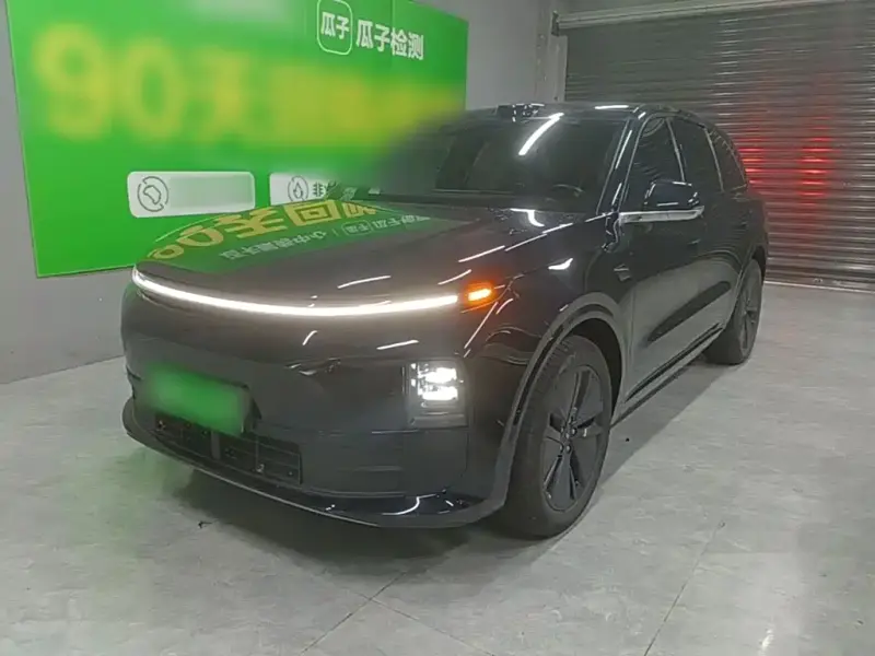 Li Auto L6