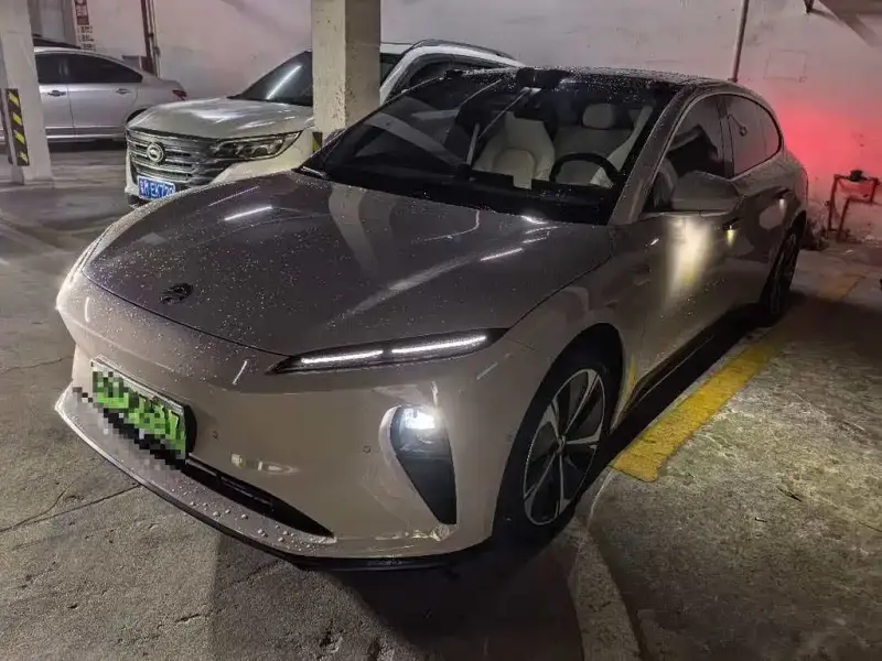 NIO ET5T