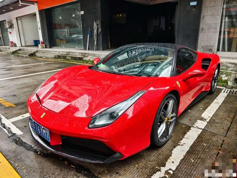 Ferrari 488