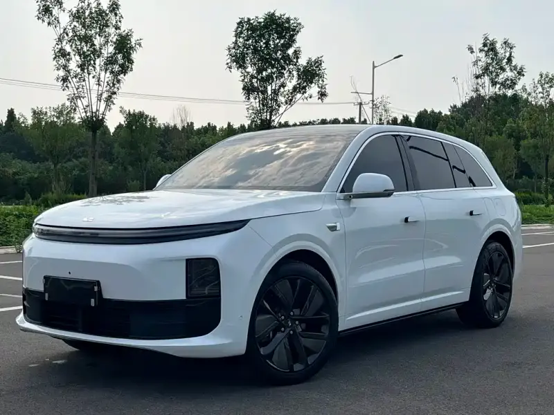 Li Auto L6