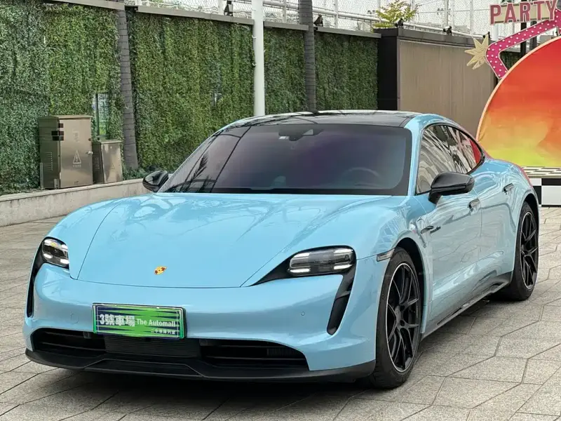 Porsche Taycan