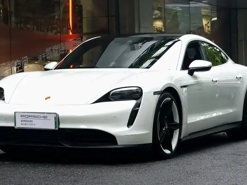 Porsche Taycan
