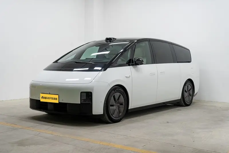 Li Auto MEGA