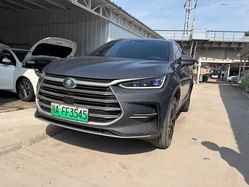 BYD Tang