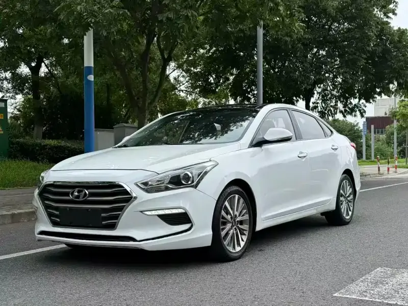 Hyundai Mistra
