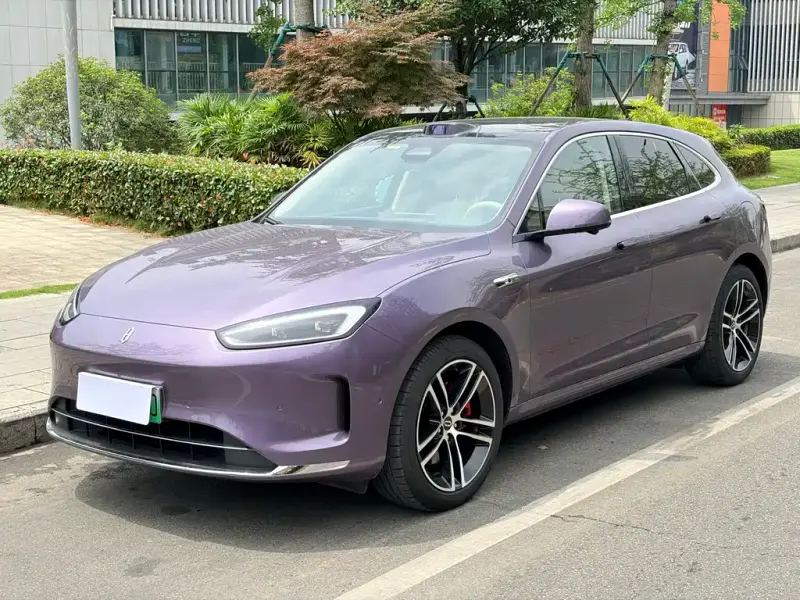 AITO M5