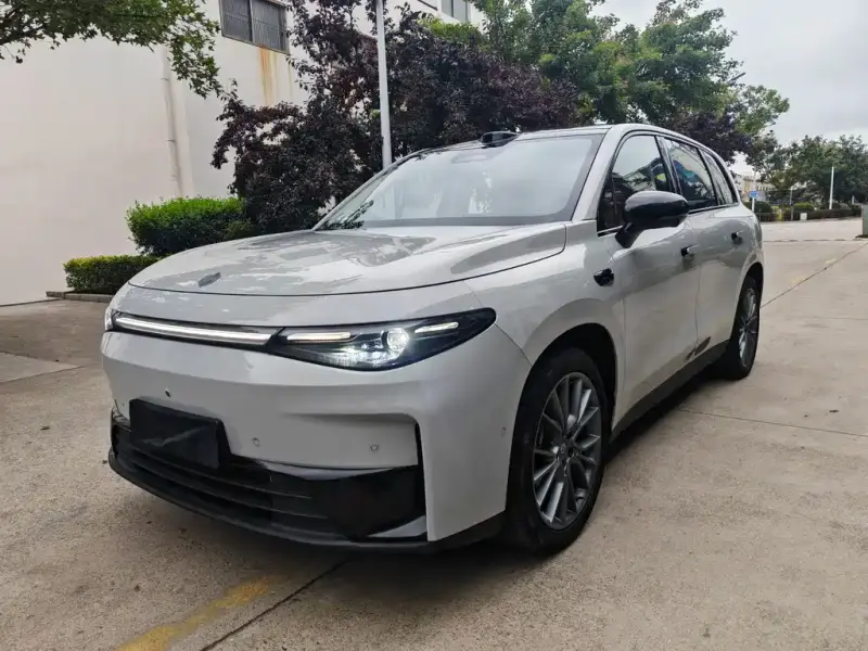 Leapmotor C10