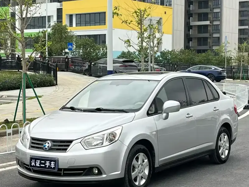 Venucia D50