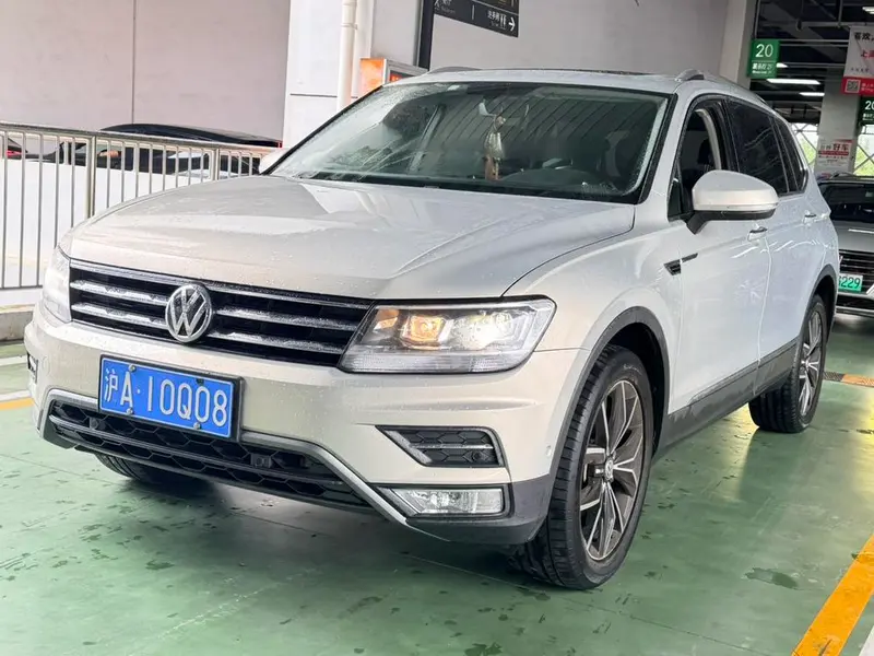 Volkswagen Tiguan L
