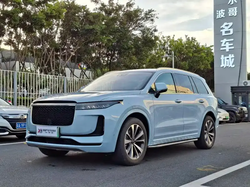 Li Auto ONE