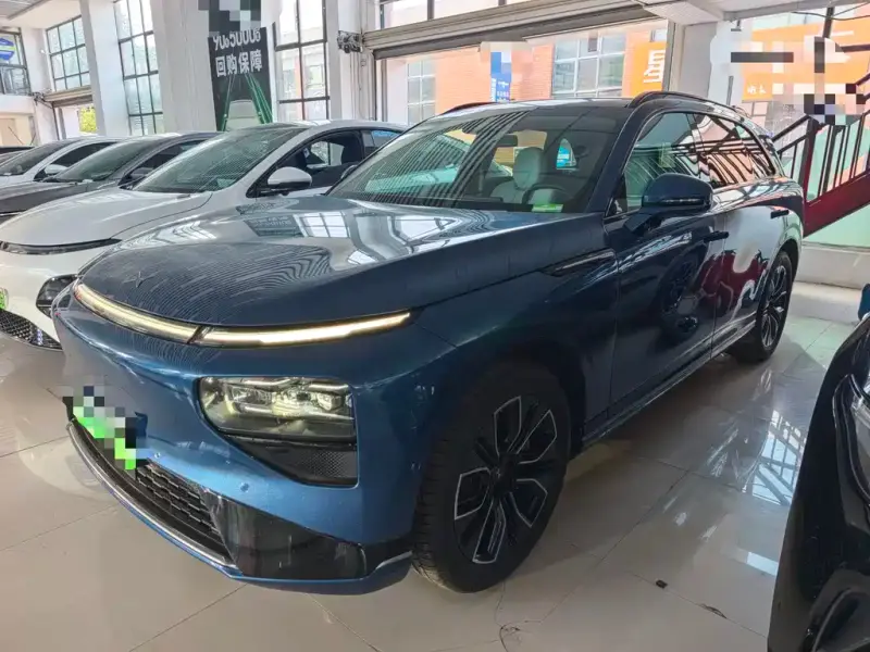 XPeng G9