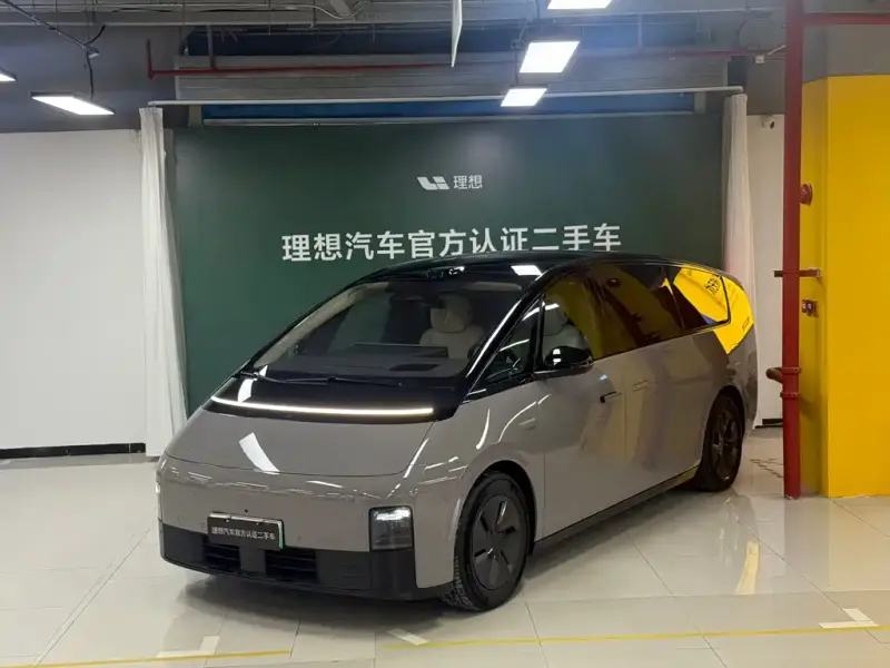 Li Auto MEGA