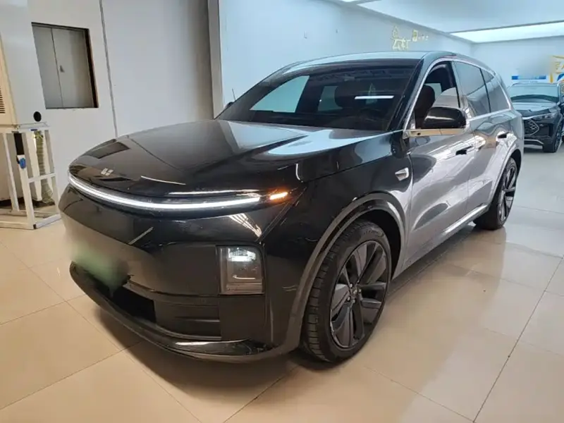 Li Auto L6