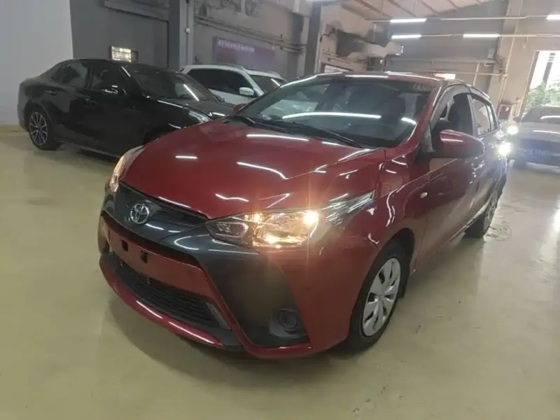 Toyota Yaris L