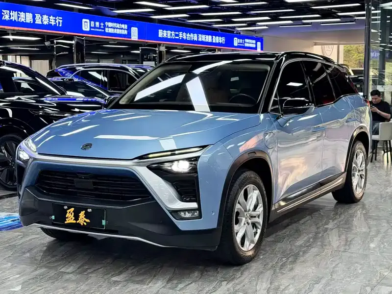 NIO ES8