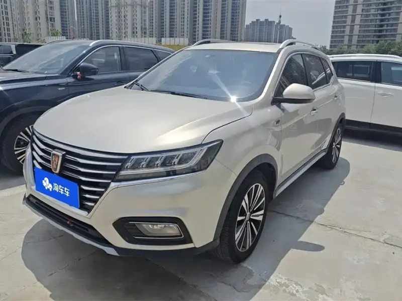 Roewe MG HS (RX5)