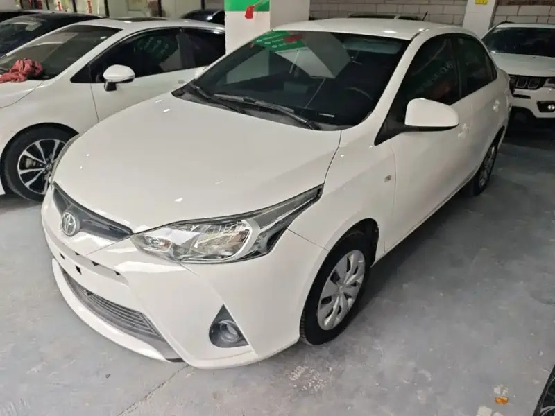 Toyota Yaris L