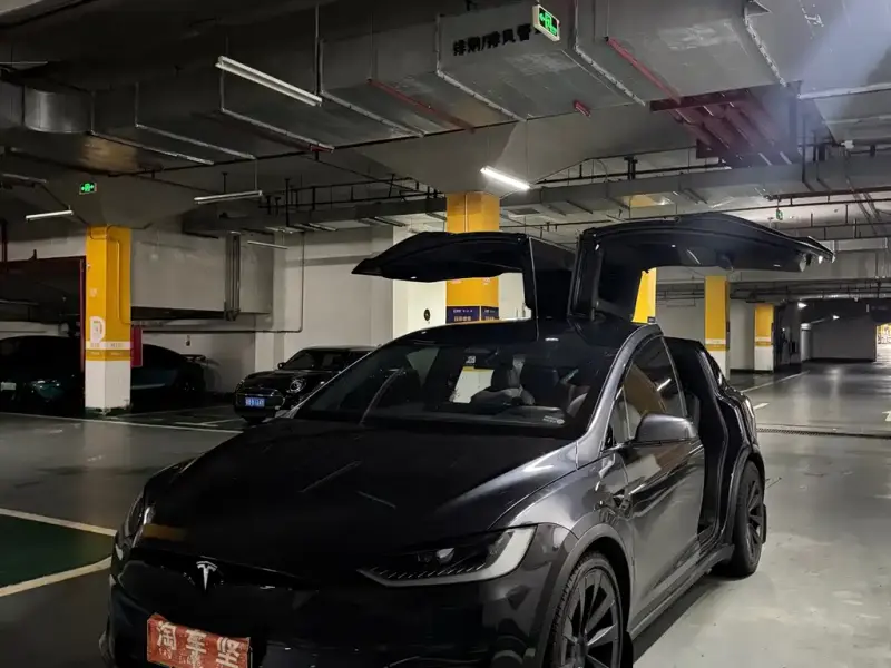 Tesla Model X