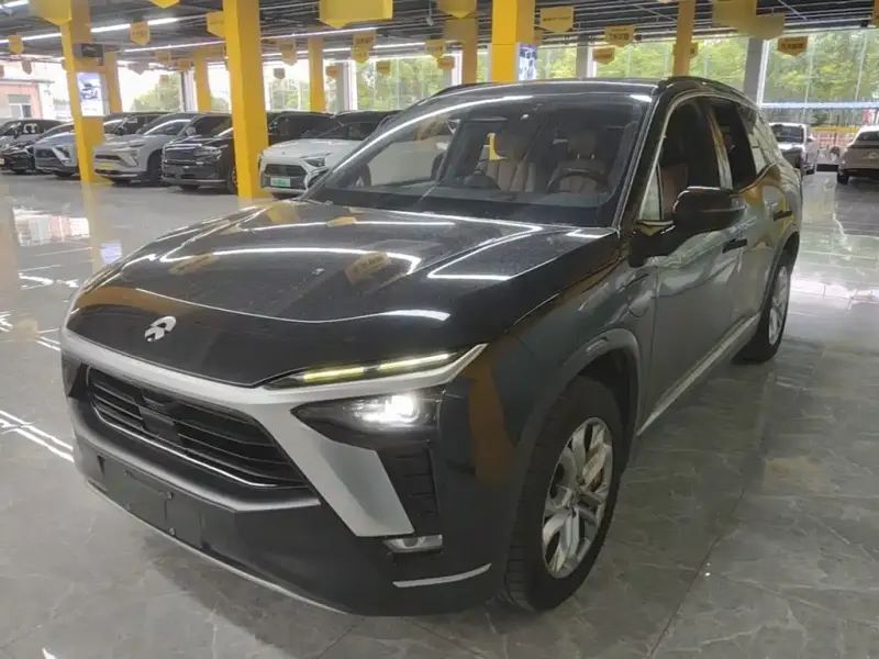 NIO ES8