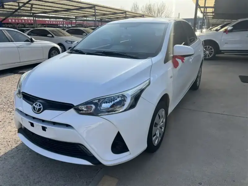 Toyota Yaris L