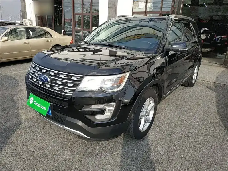 Ford Explorer (Import)