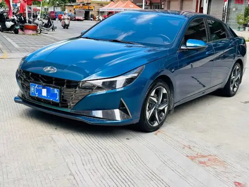 Hyundai Elantra