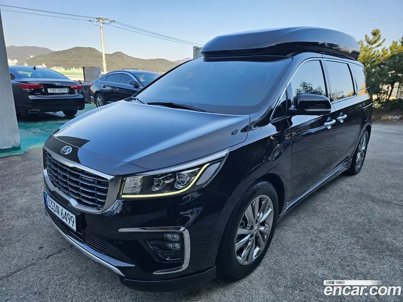 Kia Carnival