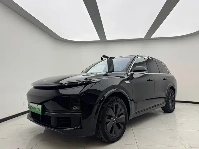 Li Auto L8