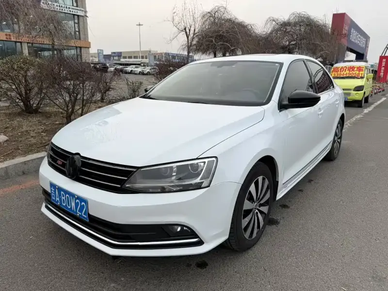 Volkswagen Sagitar