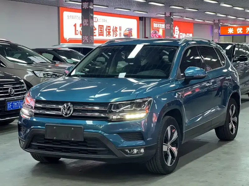 Volkswagen Tharu