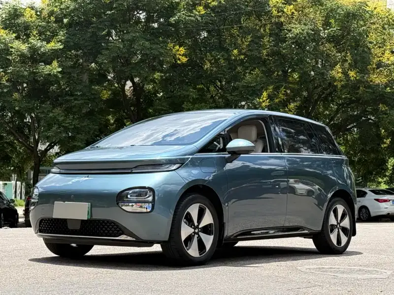 Baojun Cloud (Yunduo)
