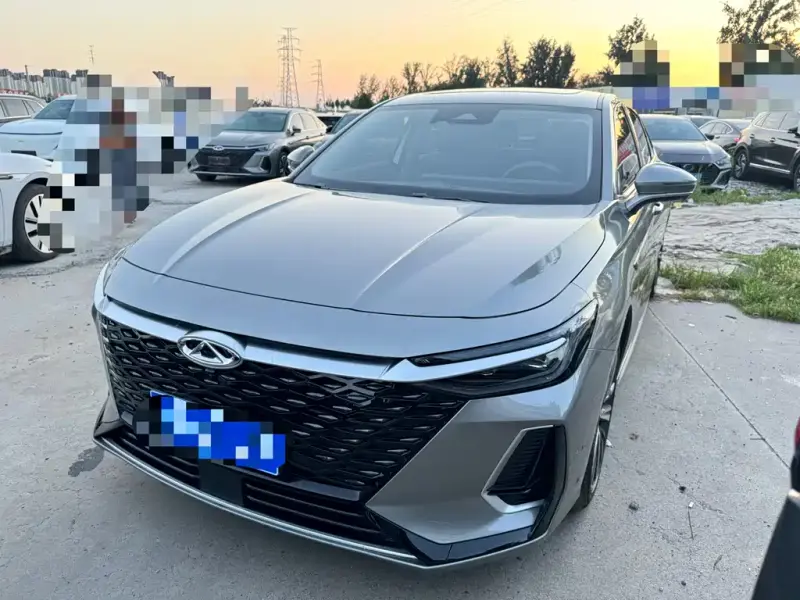 Chery Arrizo 8