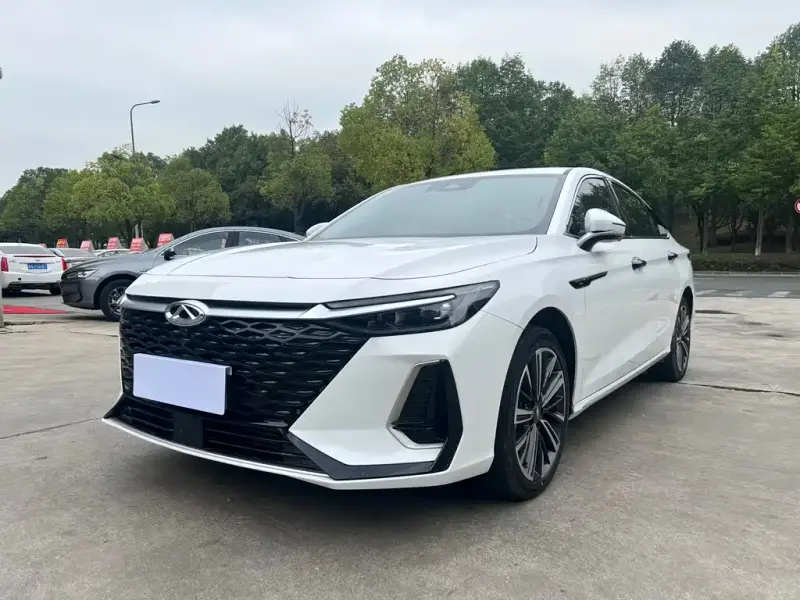 Chery Arrizo 8