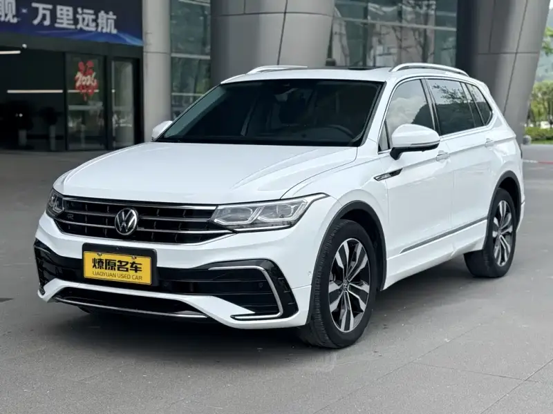 Volkswagen Tiguan L