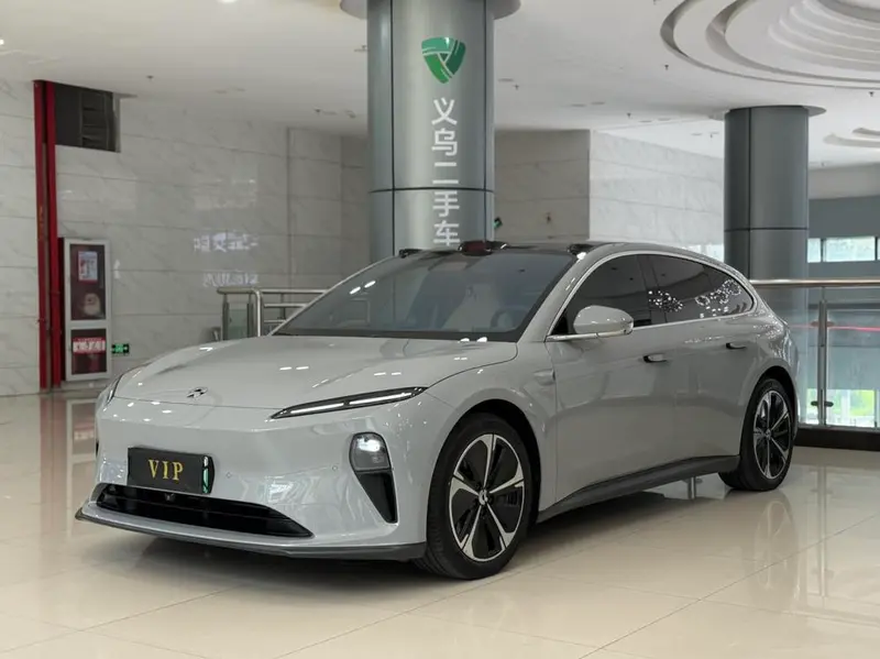 NIO ET5T